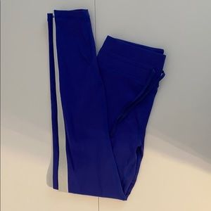 Spiritual Gangster Leggings size medium